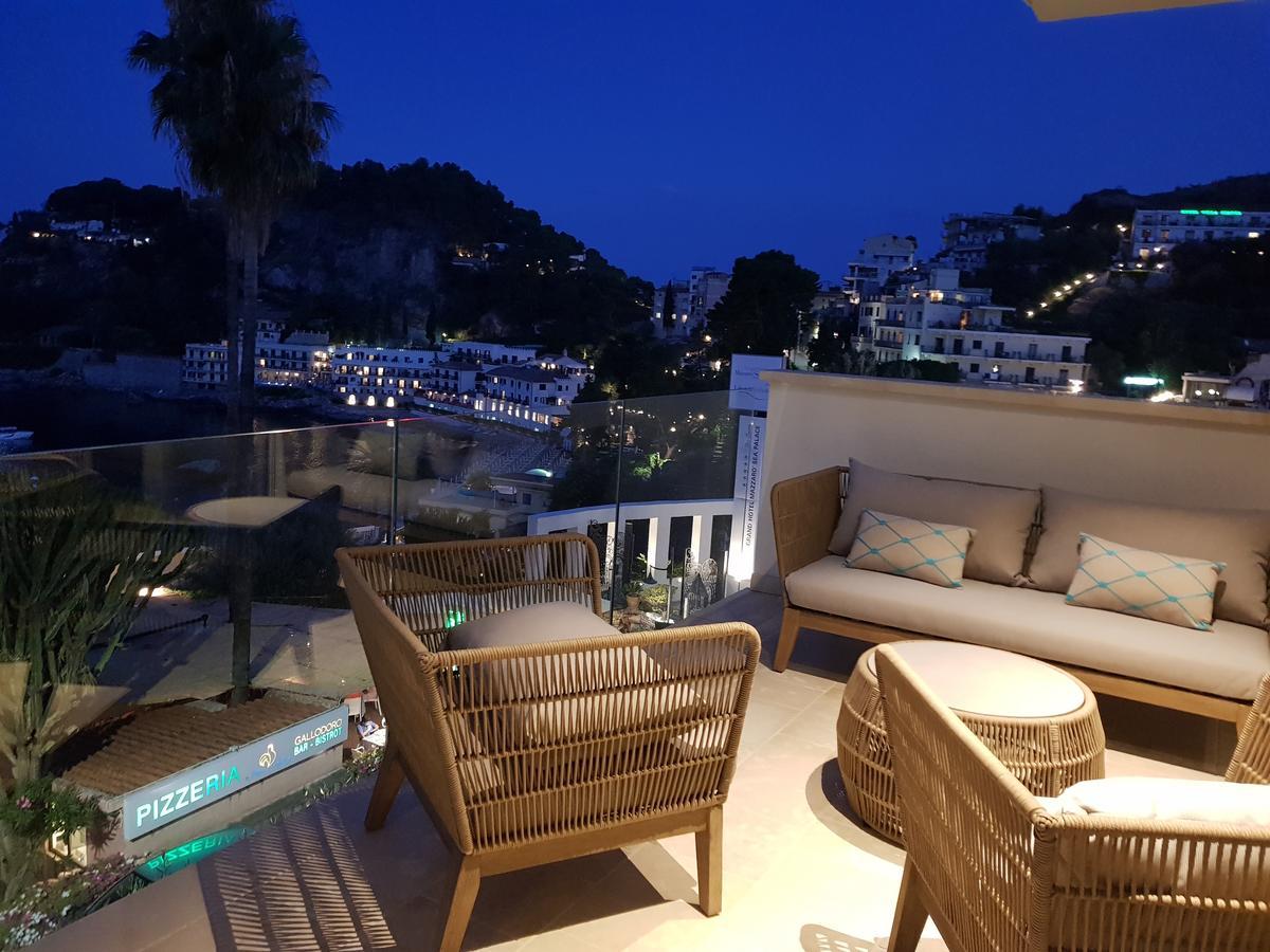 Iancu Charme Apartments Таорміна Екстер'єр фото